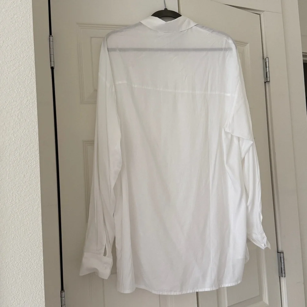 The Frankie Shop Hanna Silky Oversized Button Down Shirt Sz XS/S in White - Picture 9 of 9